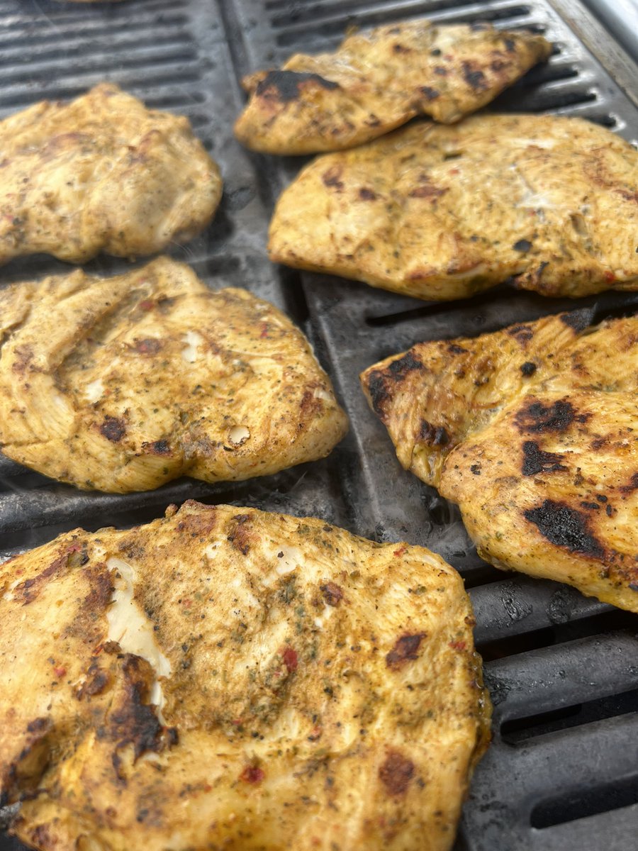 Victoria Buob-Aldorf (@victoriabuob) on Twitter photo Great day at Bartholomew school today rolling out Bartβs BBQ serving BBQ spiced chicken burger, spicy mayo, kebab shop salad, Indian style potato salad, great fun and everyone enjoyed the experience and sunny day πππ <a href="/LoveBritishFood/">Love British Food</a> <a href="/Bartholomew_Sch/">Bartholomew School</a> Great day at Bartholomew school today rolling out Bartβs BBQ serving BBQ spiced chicken burger, spicy mayo, kebab shop salad, Indian style potato salad, great fun and everyone enjoyed the experience and sunny day πππ <a href="/LoveBritishFood/">Love British Food</a> <a href="/Bartholomew_Sch/">Bartholomew School</a>