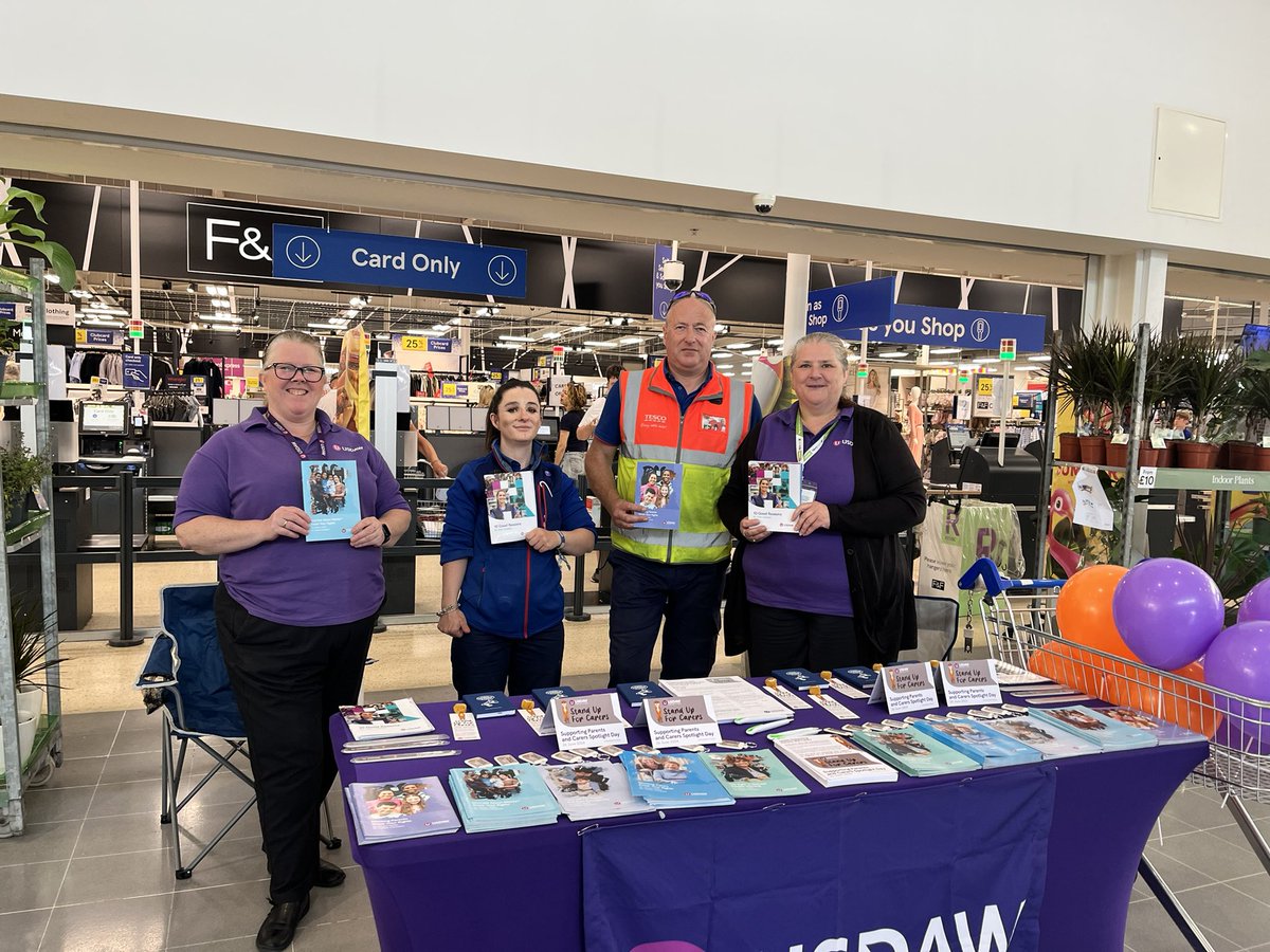 GillPaterson3's tweet image. Parents & Carers Day at Tesco West Durrington with Academy 1 rep Vanessa Harrington. Lots of engagement with both staff and customers.
@UsdawUnion @UsdawSouthern @PaddyLillisGS @DaveMccrossen @rabdonnelly2010 @Mikeadamson7