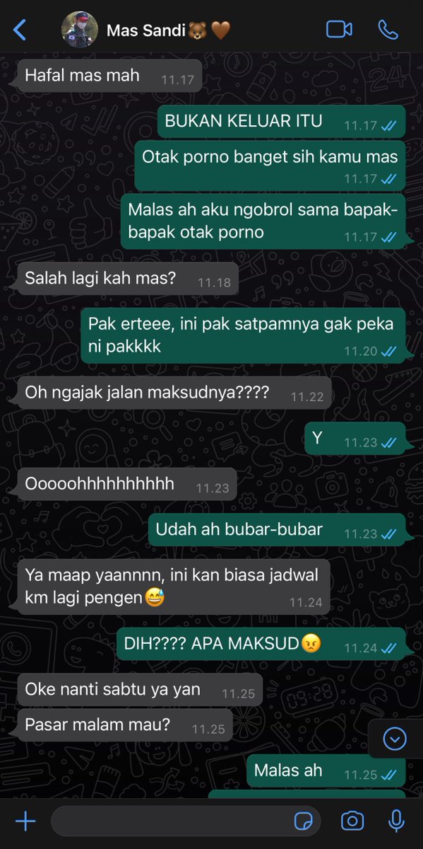 gomfoxie's tweet photo. Mba Jamu x Pak Satpam | Hari-hari #1

Two tweets AU

#곰영 https://t.co/WUat6nXUNr
