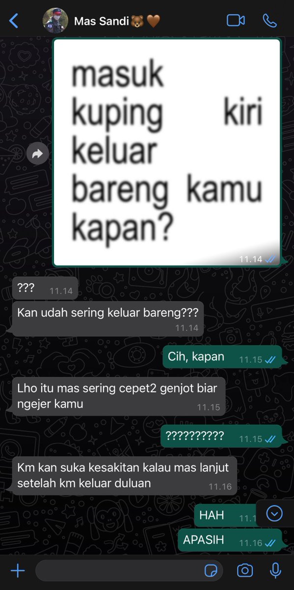 gomfoxie's tweet photo. Mba Jamu x Pak Satpam | Hari-hari #1

Two tweets AU

#곰영 https://t.co/WUat6nXUNr