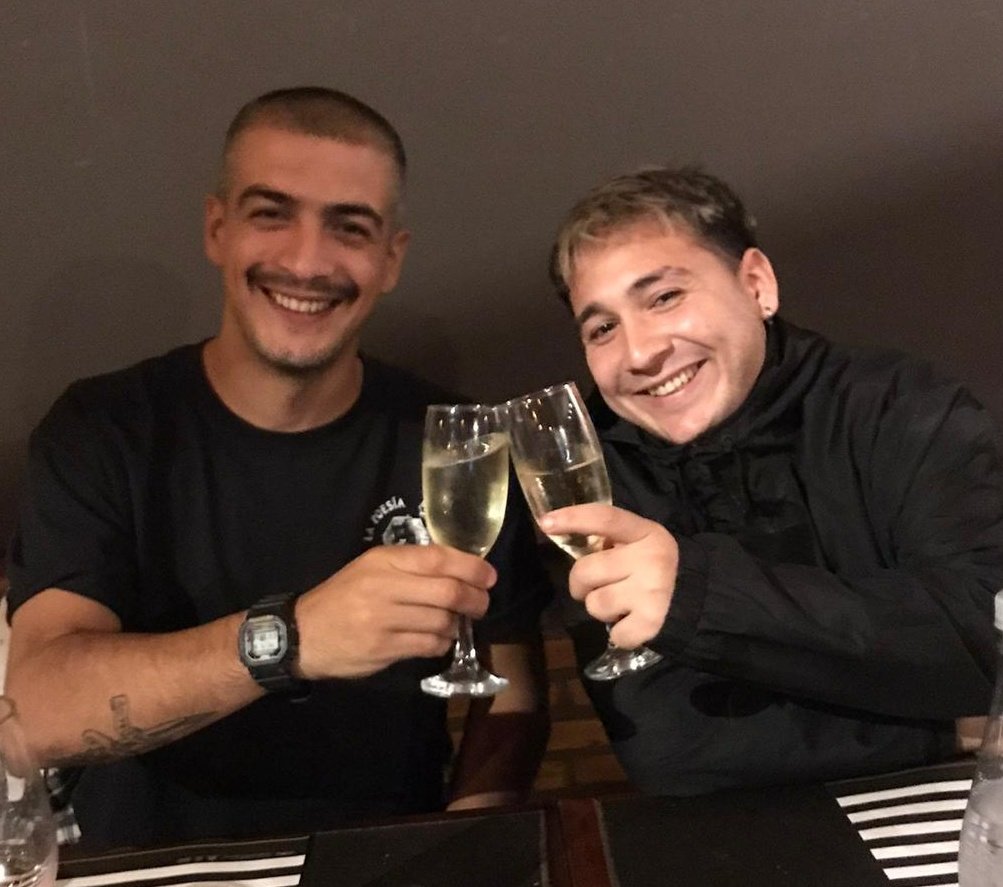 Hoy 21hrs sale "NÚMEROS ROJOS" 💿
Disco que hicimos con Bruno Cammá