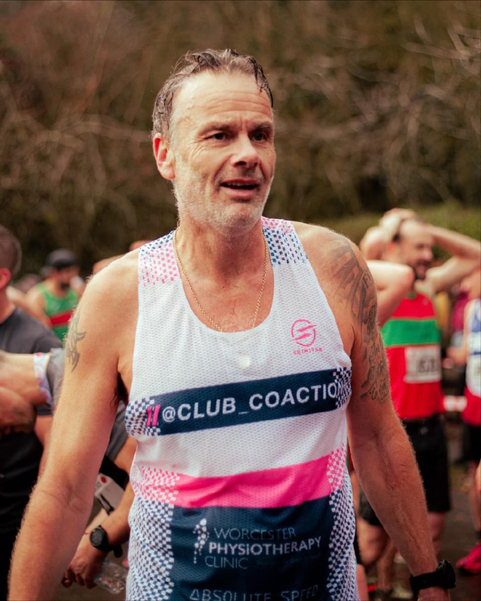 ScimitarRunning's tweet photo. Your club deserves a kit as bold as your training.
✅ Custom designs
✅ Elite performance fabrics
✅ Fully bespoke for your team
Order now & be ready for autumn races. Get in touch: https://t.co/vP5q003prs
#CustomRunningKit #RunningClub https://t.co/qZaU84nKT5