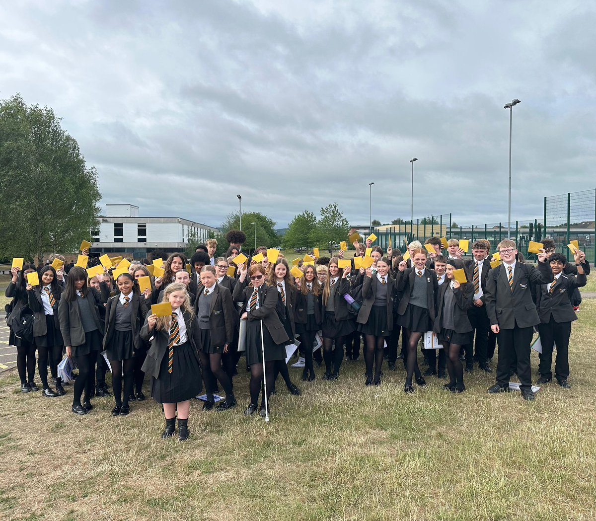 CharnwoodPE's tweet photo. Yesterday our ✨golden envelopes✨ were given out at roll call to all of our Team CWC students for the DRET Summer Cup! A huge well done to everyone who was selected!👏🏻

#TeamCWC 💚🧡 https://t.co/BoaJndQxMT