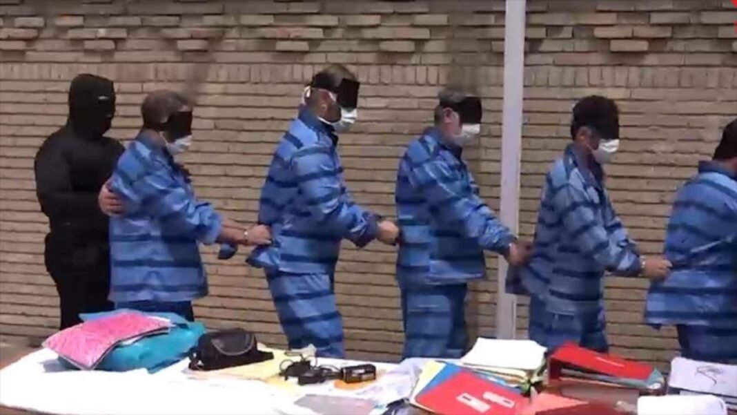 Unas 700 personas fueron detenidas en Irán durante 12 días de guerra acusadas de espiar
unionradio.net/unas-700-perso…