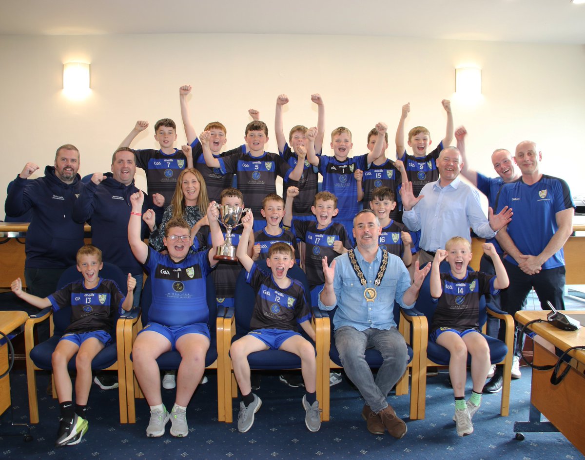 👏 Rising stars of school sport were celebrated at special Civic Receptions hosted by Council Chairperson Cllr Philip Campbell in honour of Dromintee PS Girls and Jonesborough PS Boys football teams! ⚽🌟

Both teams were victorious at the prestigious Malachy McGeeney Tournament,