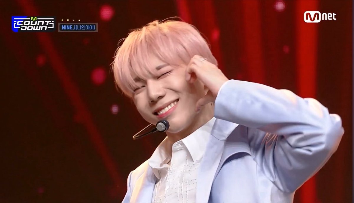 peachuunnie's tweet photo. i would kill and die for this smile https://t.co/75oWfYAi9y