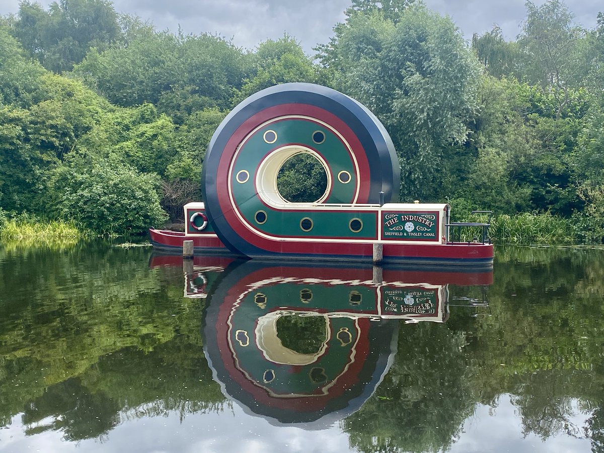Saw The Looping Boat at Tinsley Marina for the first time today, very impressed!