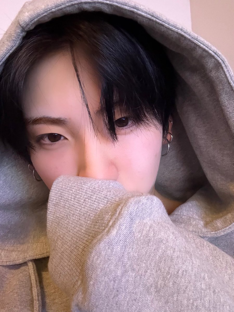 유마진짜너무좋음..🫠
아이러브윰💕💕