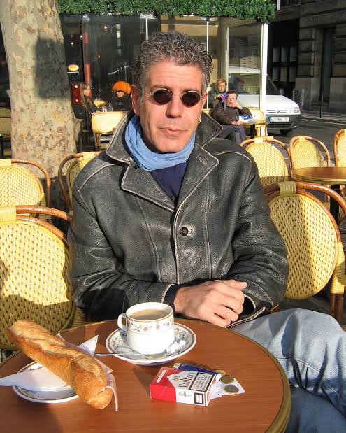 Folfgirl's tweet photo. in honor of bourdain's bd, I'm goin to have a anthony bourdain summer (aka having a good time) https://t.co/EHQiM7y7Py