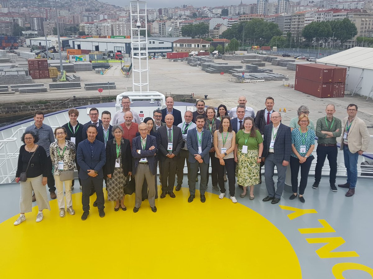 El #IEO_CSIC refuerza su liderazgo científico marino sobre la protección del Atlántico Nordeste recibiendo a la ministra de Transición Ecológica <a href="/mitecogob/">Transición Ecológica y Reto Demográfico</a> y representantes ministeriales de <a href="/osparcomm/">OSPAR</a> en nuestro más moderno buque oceanográfico #OdondeBuen <a href="/CSIC/">CSIC</a>