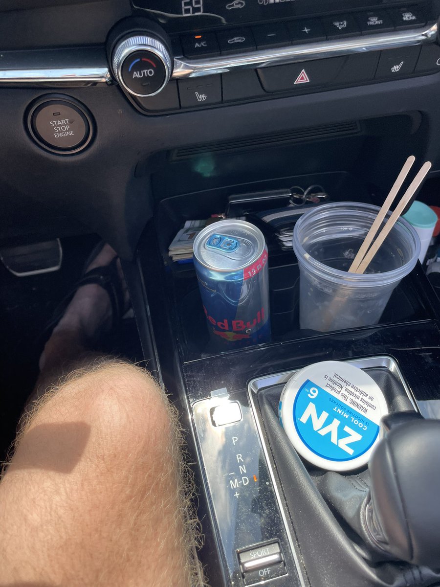 pat_pistol_ii's tweet image. Road trip ready again. Back to the 1st string flops. Made the switch from coffee to cool mint because the Sunoco didn’t have coffees #adapt