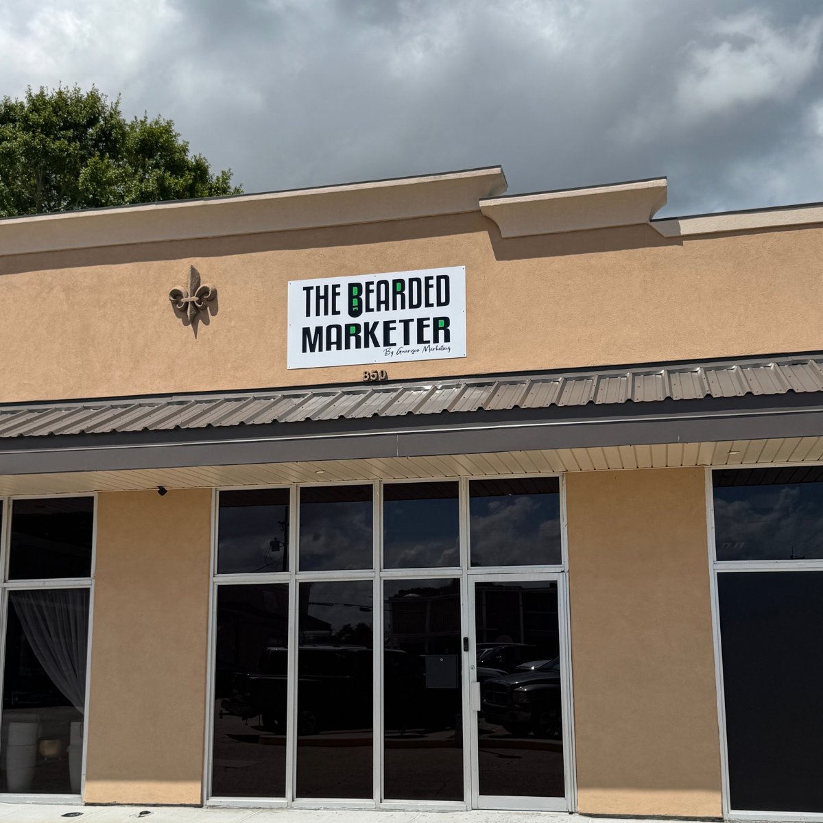 TheBeardedMktr's tweet image. New sign day! So hyped to see this go up. What do you guys think? #newsign #officesign #businessgrowth #smallbusiness #entrepreneur #fyp