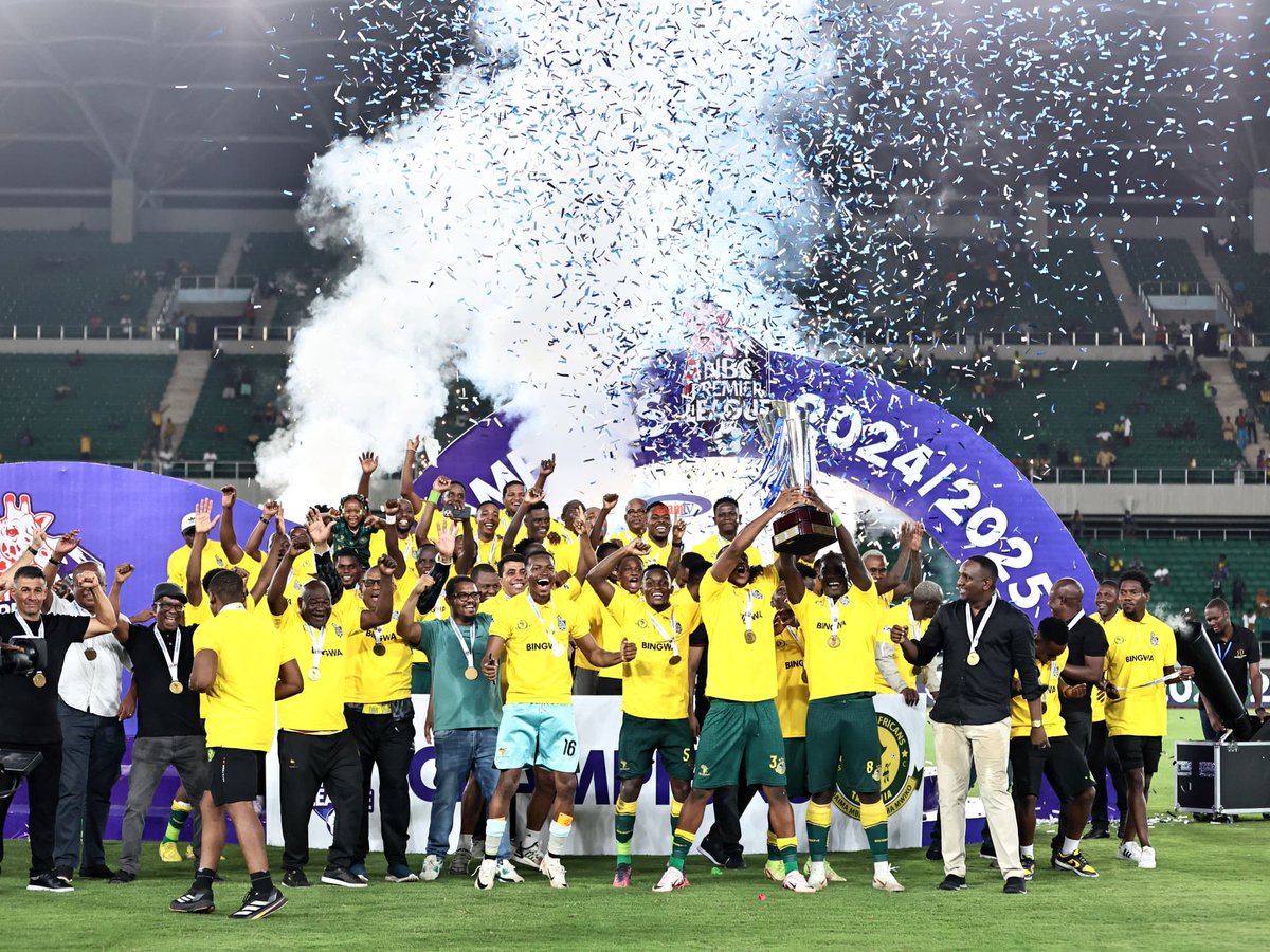 azamtvtz's tweet photo. #NBCPL Mabingwa wa NBC Premier League 2024/25 … Taji la 31 kwa Wananchi…. Taji la nne mfululizo….
FT: Yanga SC 2-0 Simba SC
#NBCPremierLeague #LigiKuuYaNBC #NBCPL #NBCPLUpdates #KariakooDerby #DabiYaKariakoo #HainaKipengele #YangaSC #SimbaSC #YangaSimba #WataniWaJadi https://t.co/um10v26A4v