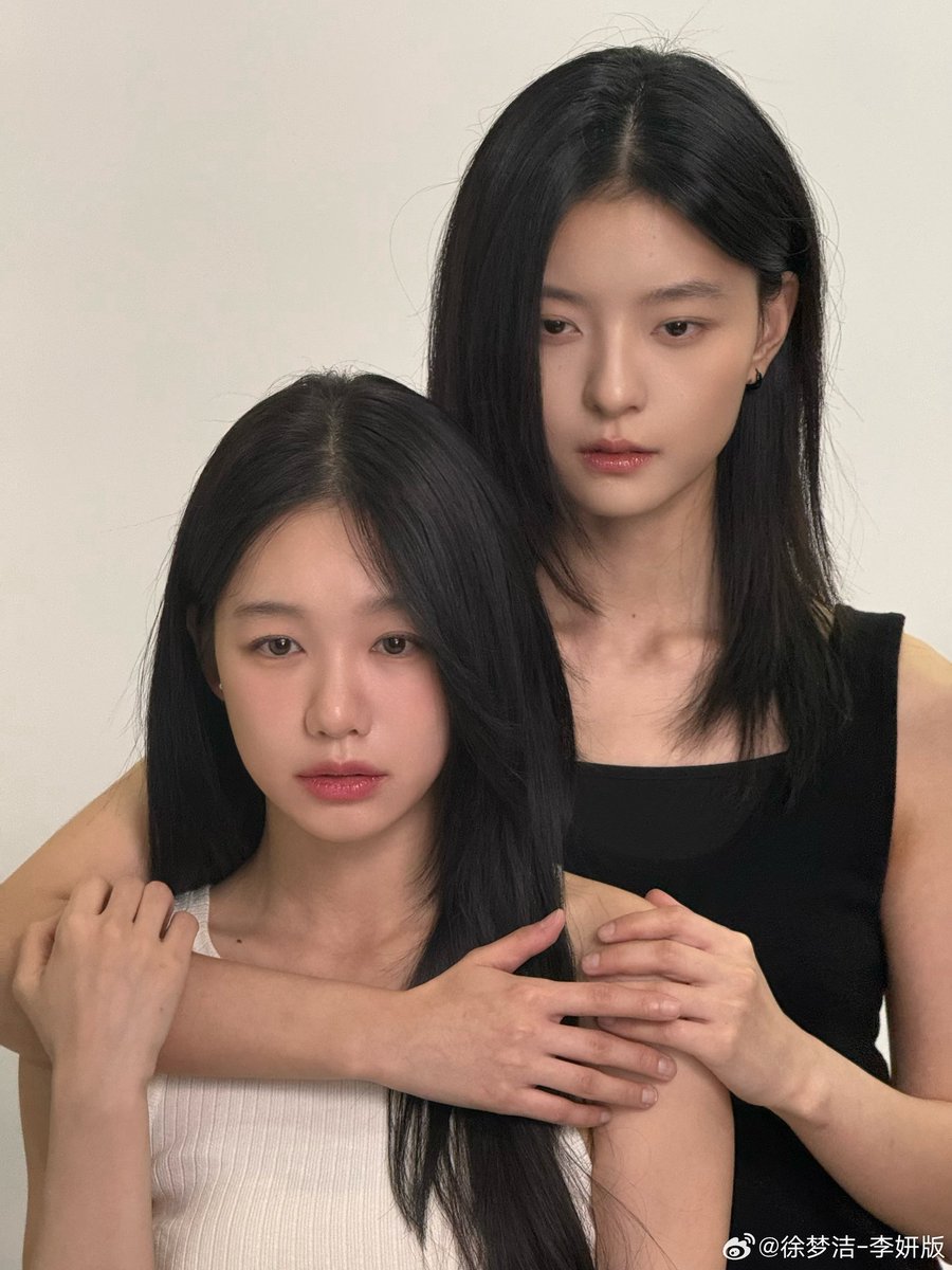 yuenings's tweet photo. li yan with li meng pics 🥰
#XuMengjie #SunMeilin #FancyLand https://t.co/2EbdMizhsD
