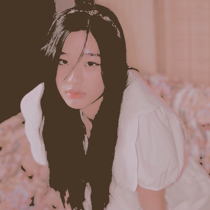 ⠀

ִ⊹₊☄️⋆｡°✩⠀  ﹒﹒﹒   PEYTON⠀PRIYAPHAT⠀WONGWICHIT.⠀⠀——   ปรียาพัฒน์ วงศ์วิจิตร.  FAMED  COSMETOLOGIST、TELEVISION  PERSONALITY、CELEBRITY  STYLIST、AND  ENTREPRENEUR.   OWNER  OF  “CURL  UP  AND  DYE”.

⠀