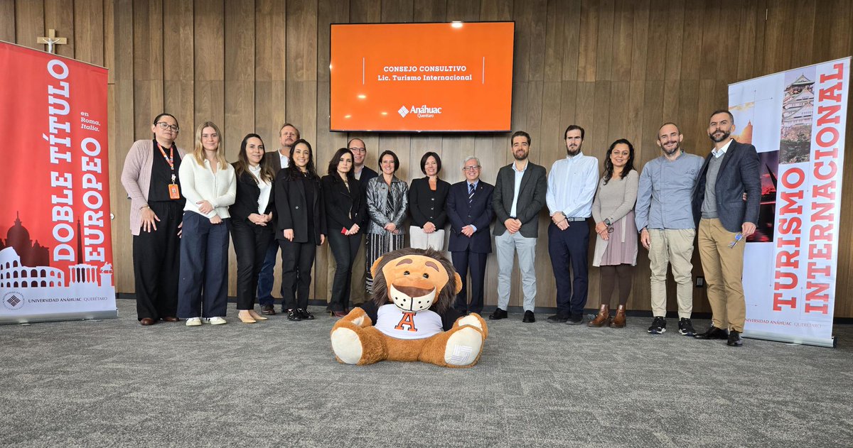 anahuacqro's tweet image. #AlMomento | Celebramos el Primer Consejo Consultivo, organizado por la Escuela de Turismo, con representantes gubernamentales y empresariales para impulsar la formación profesional ética, actualizada y competitiva de líderes en el sector. #SomosAnahuac #LiderazgoAnahuac