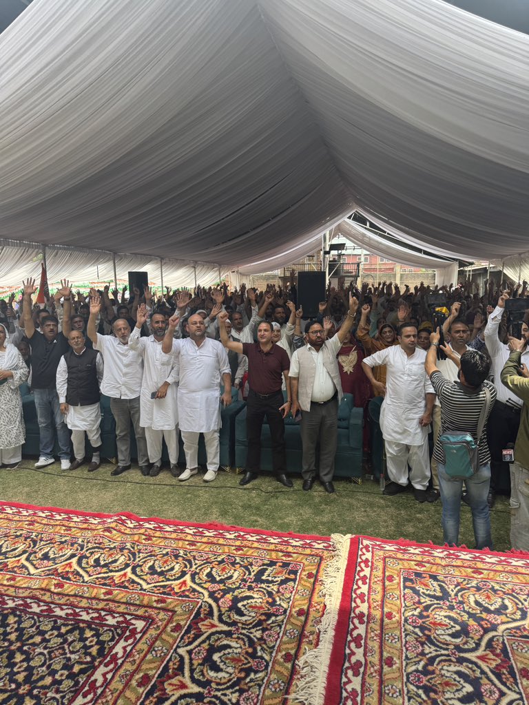 Divya Mahipal Maderna (@divyamaderna) on Twitter photo Addressed a vibrant Congress Worker’s meeting at Congress Bhawan, Srinagar in honor to welcome <a href="/NasirHussainINC/">Dr Syed Naseer Hussain,MP Rajya Sabha</a> Ji, AICC General Secretary,In-charge J&K. His vision and our collective efforts will continue to drive progress and address the aspirations of the region.
Joined by Addressed a vibrant Congress Worker’s meeting at Congress Bhawan, Srinagar in honor to welcome <a href="/NasirHussainINC/">Dr Syed Naseer Hussain,MP Rajya Sabha</a> Ji, AICC General Secretary,In-charge J&K. His vision and our collective efforts will continue to drive progress and address the aspirations of the region.
Joined by