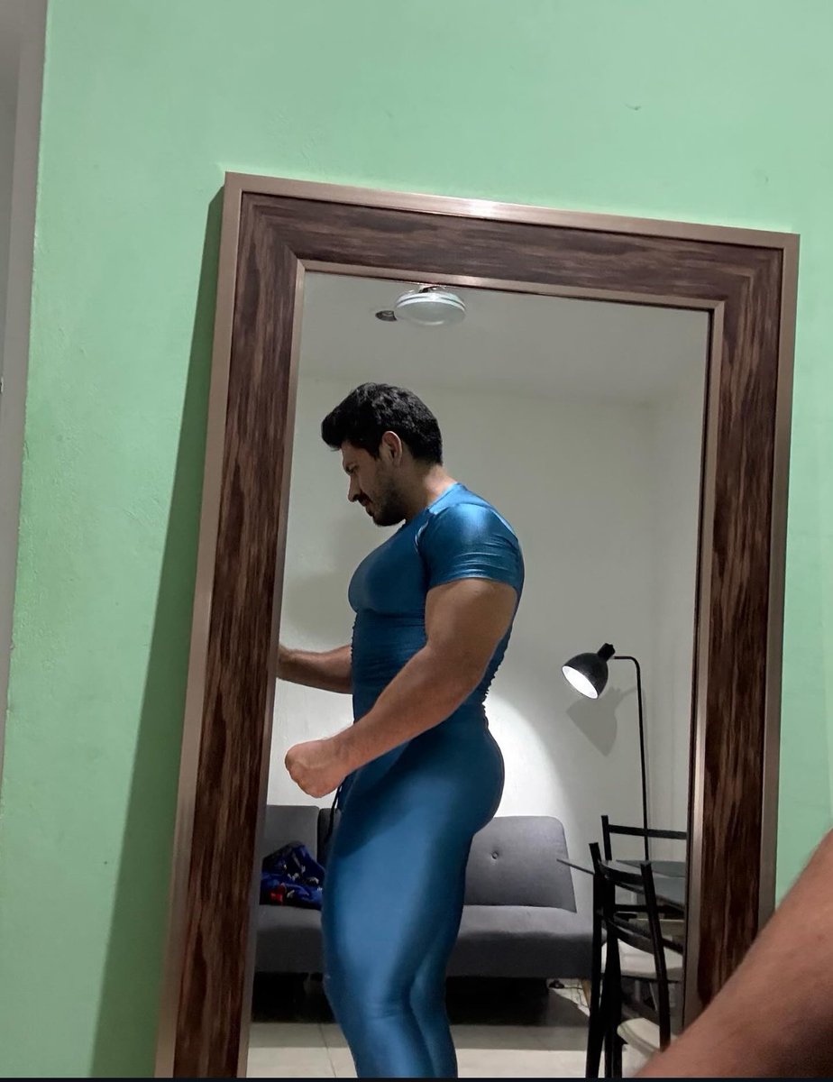 Listo para un día más 🙏🏽🏋️‍♀️❤️🍎