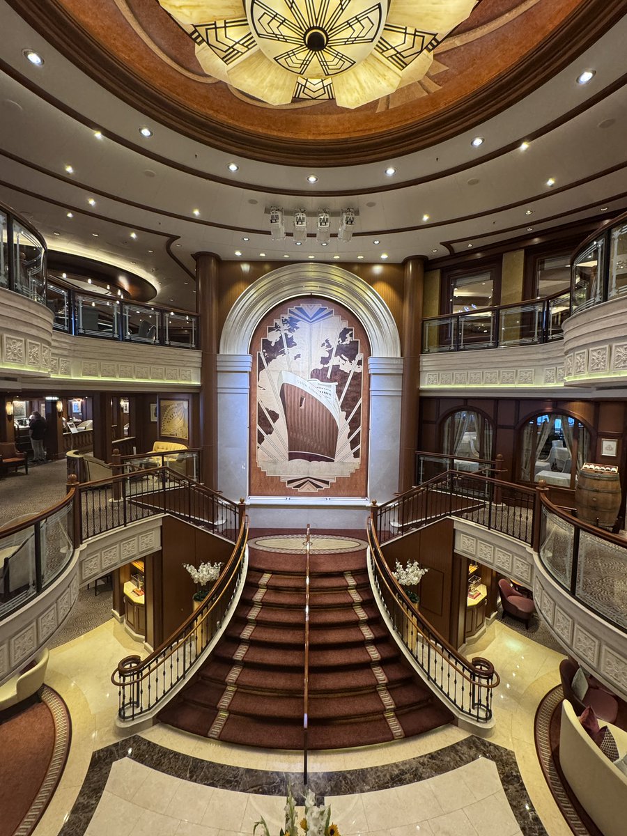 Steve_NHS's tweet image. The Grand Lobby Staircase on the @cunardline Queen Elizabeth as we sail towards Alaska
#QueenElizabeth #Cunard