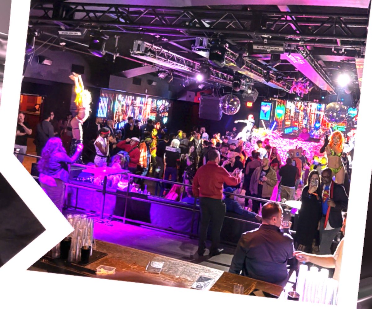 Kiyoshinobi's tweet image. Dancefloor Dreams - VeVe Dioramas
Who dropped Polaroids on the Dancefloor?! 😂 NYC Gold Logo Party & Sanjay's Party...groovy times! If ya don't know, now ya know! Drop coming soon. Thank you💙🎉 @veve_official @DavidYuNZ @Daniel00077 @MrMC1_eth @AddctnHQ @VincentZurzolo @DaemZero