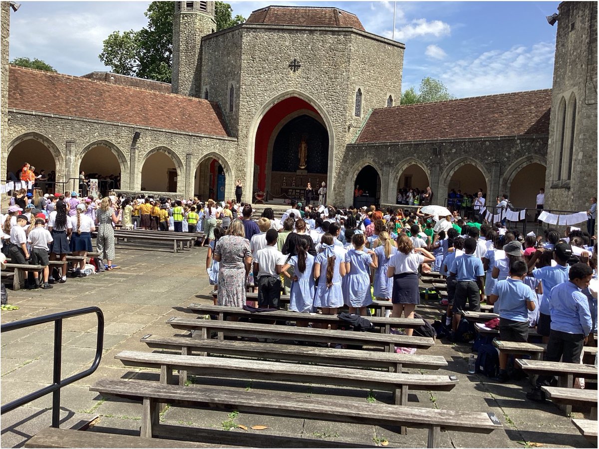 StAugustinesTW's tweet image. Festival of Hope at Aylesford Priory today! Amazing day thank you. @RC_Southwark @rcaoseducation @kcsp_academies @AylesfordP
