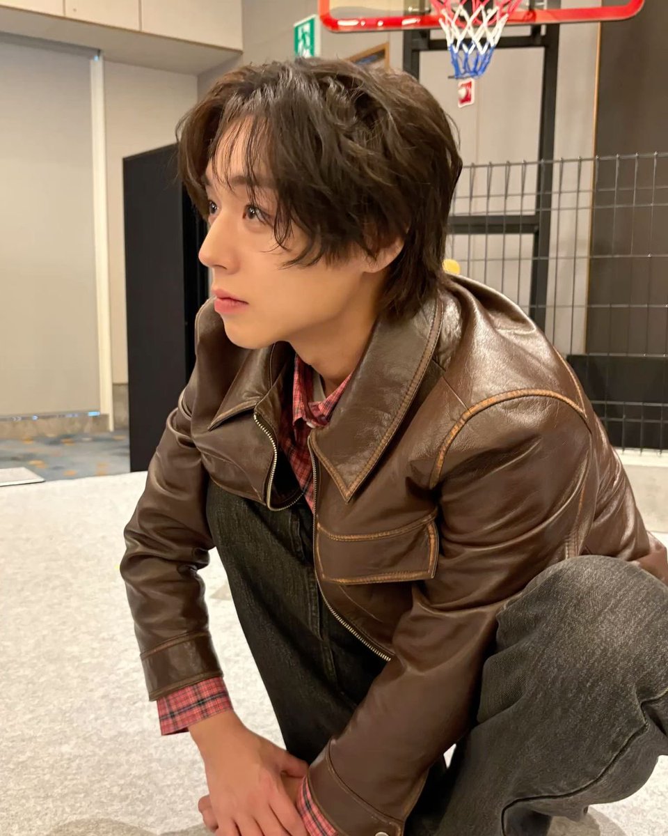 soliarts's tweet image. #shse au
Sieun, certo de que estava prestes a voltar pro amor da sua vida, se vê preso em uma mentira sobre um namorado que não existe.
E quando precisa provar essa mentira, o destino coloca no seu caminho Ahn Suho, um motorista de uber gentil, carismático… e melhor amigo do ex