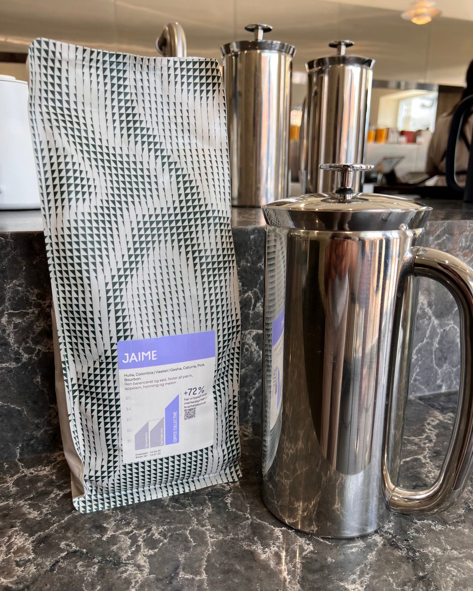 espro's tweet image. Jaime Gesha A rare, limited batch from the highlands of Huila, Colombia — floral, sweet, and unforgettable. Now brewing at the ESPRO Coffee Bar.  2102 Queen Street, Toronto
Available while supplies last.
#ESPROCoffeeBar #BrewedAtESPRO #ESPRO