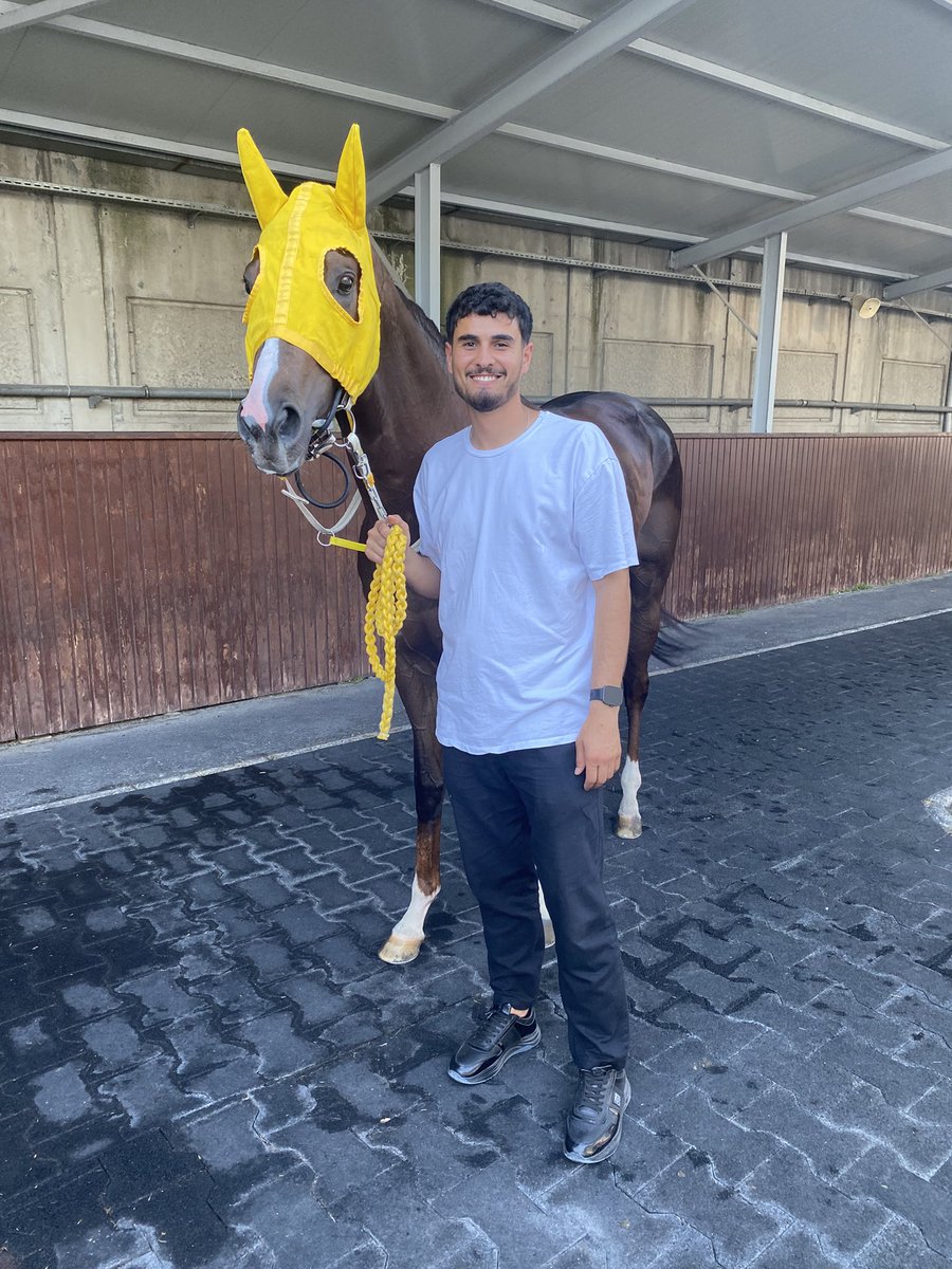 Dr Powers kazanıyor olan bu .