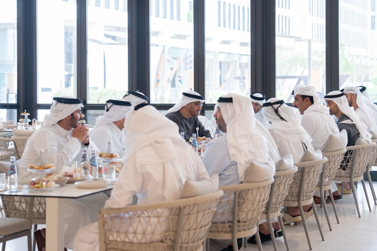 سمو الأمير المفدى يعقد اجتماعاً مع أخيه صاحب السمو الشيخ محمد بن زايد آل نهيان رئيس دولة الإمارات العربية المتحدة الشقيقة. #قطر #الإمارات bit.ly/3HZxa1q