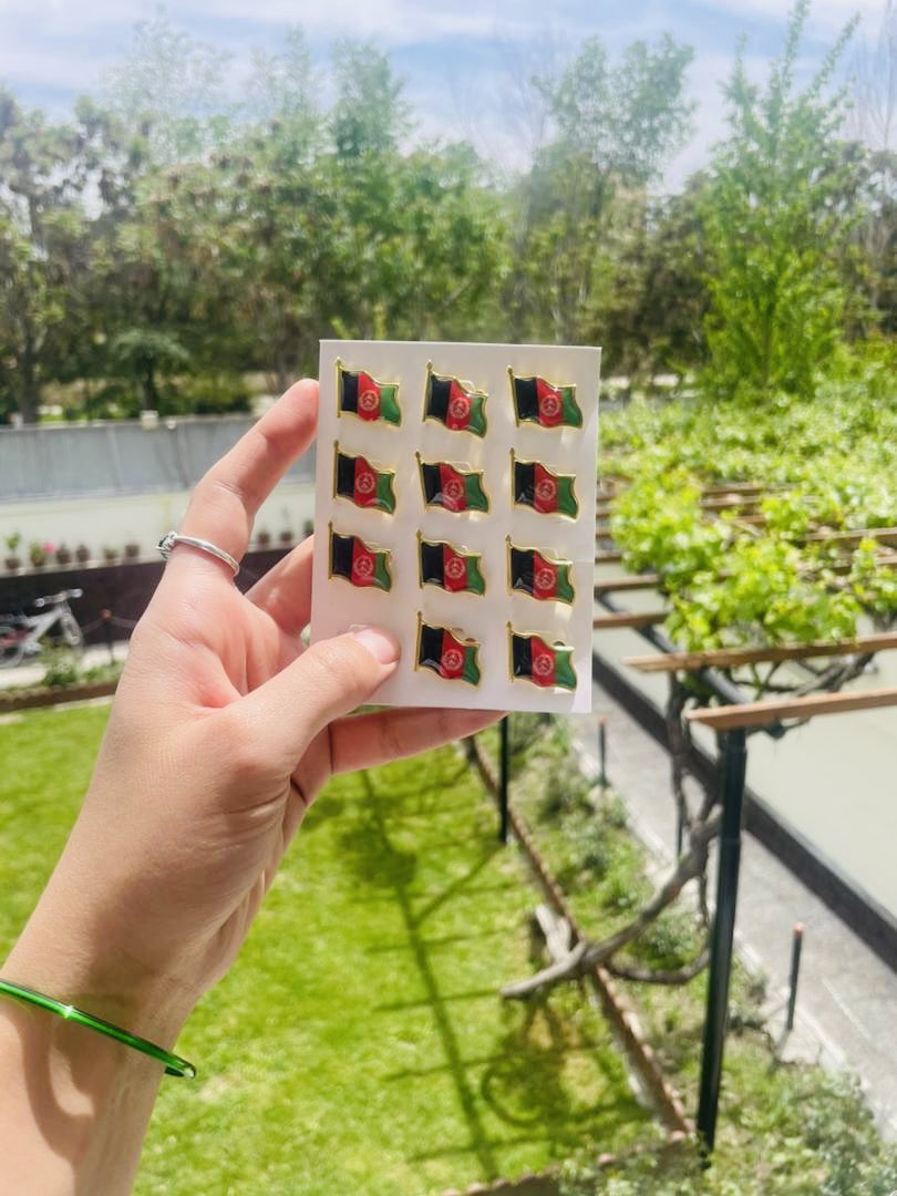 صَنَما چگونه گویم که تو نورِ جانِ مایی…

#وطن 🇦🇫