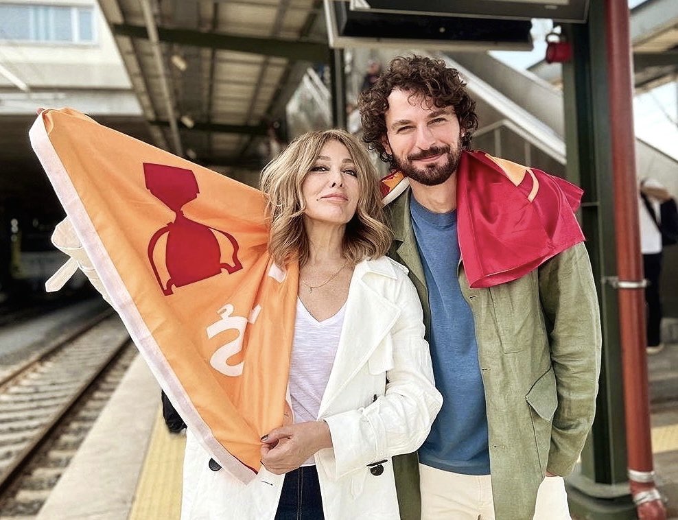 normal partner fotoğrafını herkes çeker bizim farklı bir tarzımız var