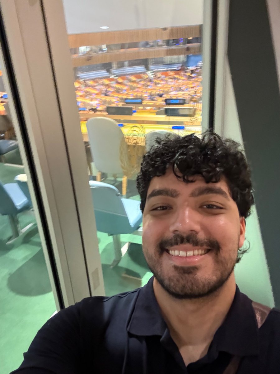 gab 📖 tweet media