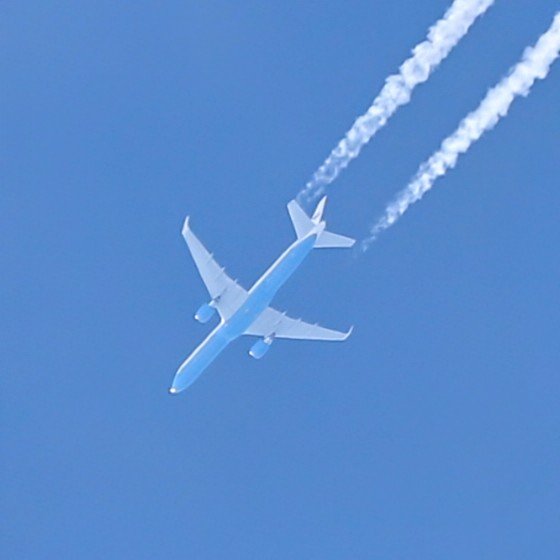SignallerJack's tweet photo. Missed Air Force One due to the cloud, but managed to get this overhead Cleethorpes this afternoon. USAF Boeing C-32A (B752) 09-0015 heading back to the USA from Schipol Airport. 25/06/25. https://t.co/nMArX2rEA3