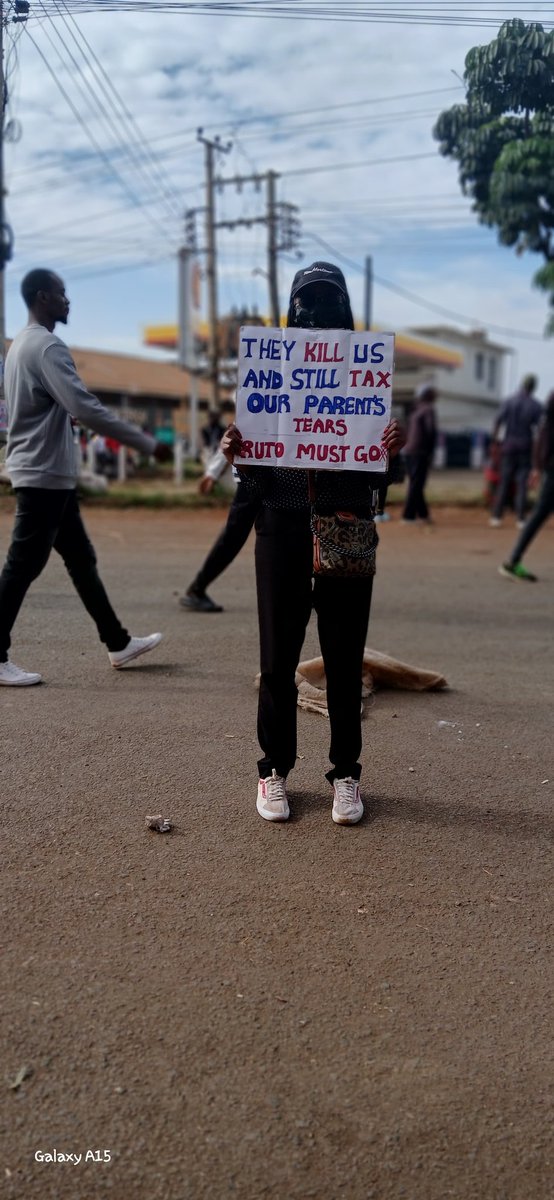 BeatowNjogu's tweet image. You can't kill us and lead us💪🏽#SiriNiNumbers #RutoMustGo
#oneterm