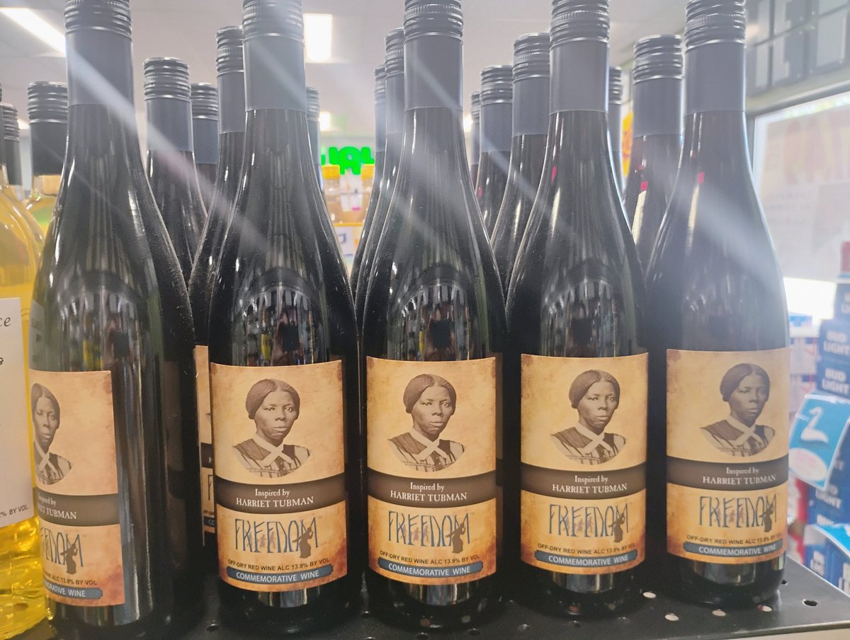 BaptizeFeminism's tweet image. From a recent visit to the Harriet Tubman museum when we stopped by gas station store.🤗