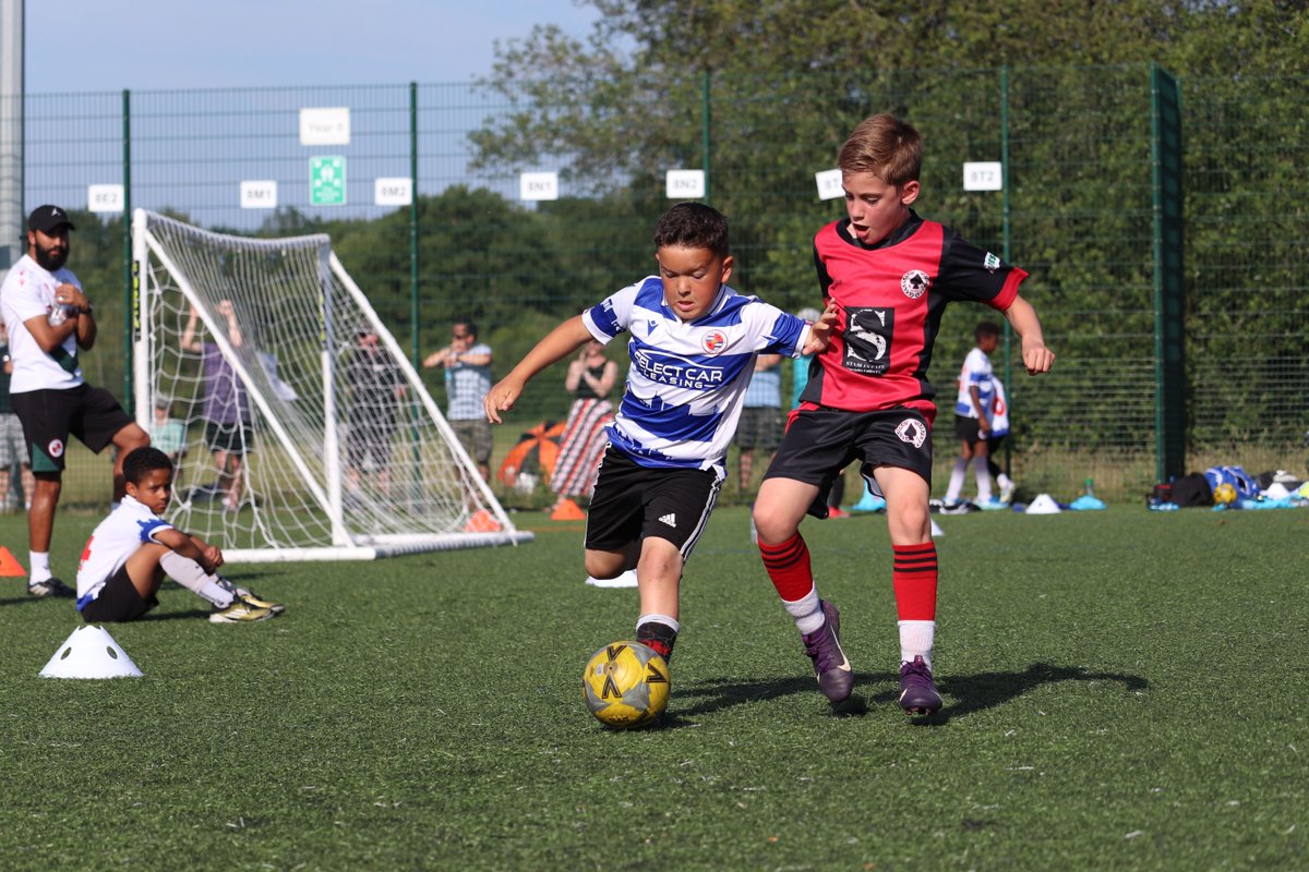 Action shots from our U8/U9 Elites Friday Night Under The Lights Fixture against Arborfield U9s ⚽