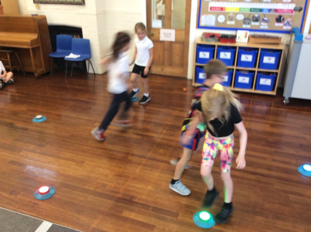 CroftonInfants's tweet photo. Grasshopper class really enjoyed the Blazepod activity today as part of our Health Week. They showcased super agility, reaction and speed! https://t.co/CugCK7XhFP