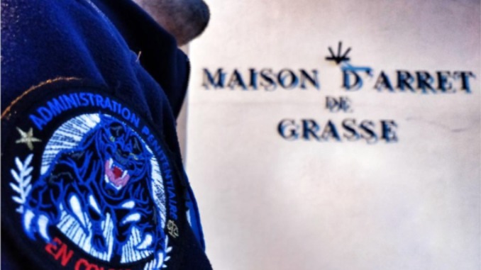 🔴 Grasse : Une surveillante violemment agressée à la prison 

→ Plus d'informations en cliquant ici : actuforcesdelordre.fr/?p=166040 

#ACTUFDO