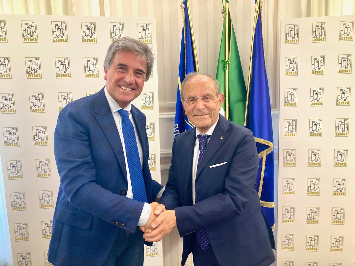 comuni_anci (@comuni_anci) on Twitter photo ๐ Promuovere progetti e azioni per la salute dei cittadini al fine di ridurre lโincidenza dei tumori.
Questo l'obiettivo del protocollo Anci e <a href="/LILTnazionale/">LILT</a> firmato dal vicepresidente Anci <a href="/roberto_pella/">Roberto Pella</a> e dal presidente Lilt, <a href="/Fra_Schittulli/">Francesco Schittulli</a>
๐ anci.it/anci-e-lilt-fiโฆ ๐ Promuovere progetti e azioni per la salute dei cittadini al fine di ridurre lโincidenza dei tumori.
Questo l'obiettivo del protocollo Anci e <a href="/LILTnazionale/">LILT</a> firmato dal vicepresidente Anci <a href="/roberto_pella/">Roberto Pella</a> e dal presidente Lilt, <a href="/Fra_Schittulli/">Francesco Schittulli</a>
๐ anci.it/anci-e-lilt-fiโฆ