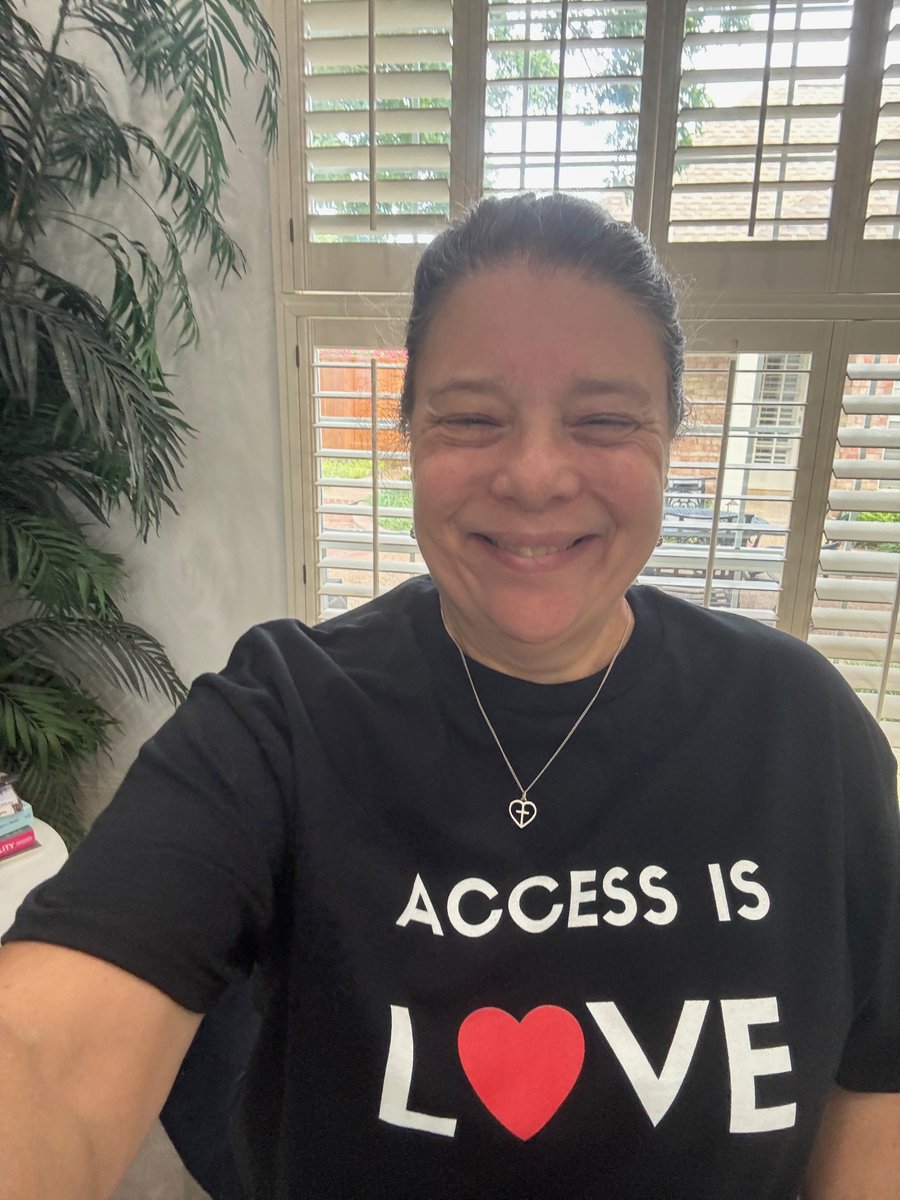 Did you know about the Access is Love store (built by <a href="/SFdirewolf/">Alice Wong 王美華</a>, @MiaMingus + Sandy Ho)? My t-shirt has arrived and it’s my new fav. ❤️ Access IS love. #a11y access-is-love-3.creator-spring.com