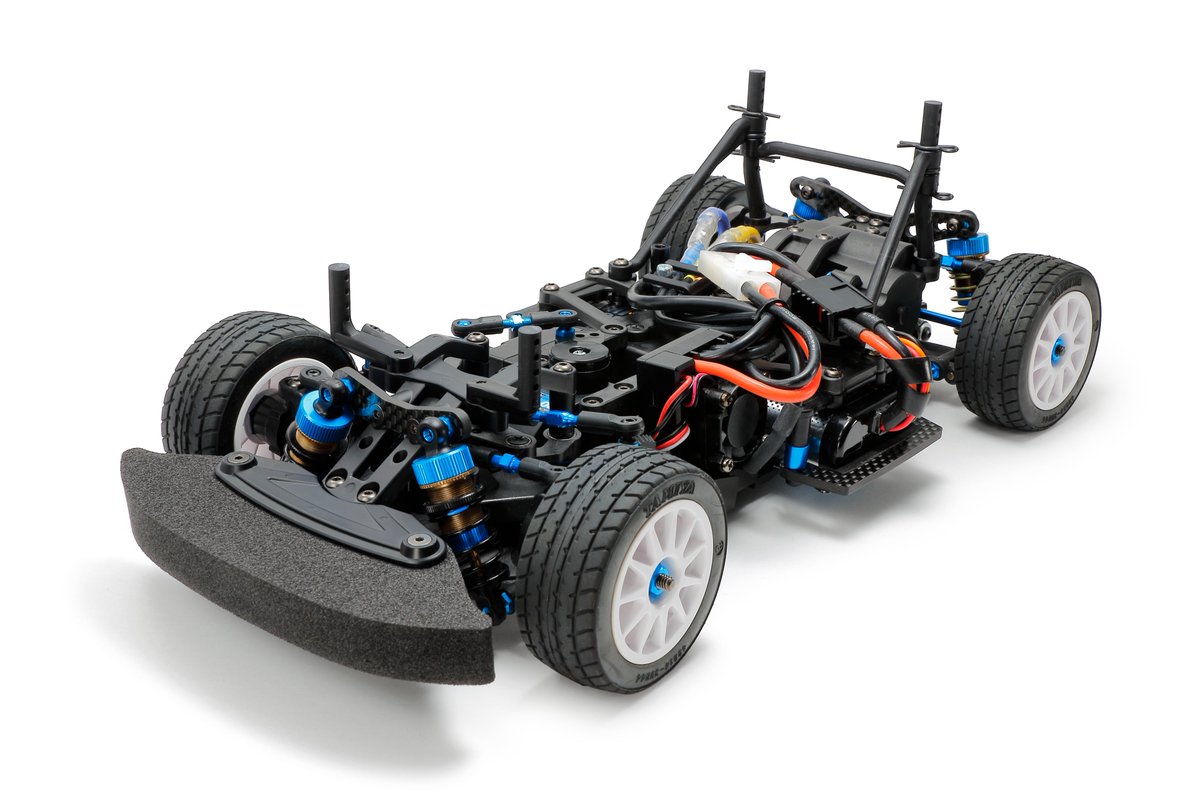 TamiyaUK's tweet image. Two new race-ready M-chassis incoming!
The M-07R and M-08R bring beautiful levels of FWD and RWD engineering using TRF (Tamiya Racing Factory)
parts.
A perfect place to start your racing journey or add to your existing RC racing.
#tamiya #trf #RC #RCracing #performance