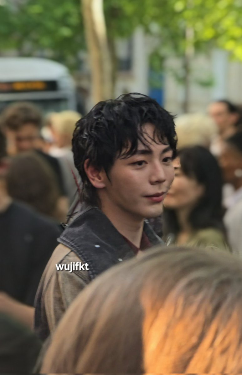 wujifkt's tweet photo. handsome !!

UPPOOMPAT EGONLAB SS26 
#uppoompatwithegonlab
#upwithegonlab
#egonlab
#egonlabfashionweek
#26ssfashionweek 
#uppoompat @uppoompat https://t.co/Mo15F1rNTU