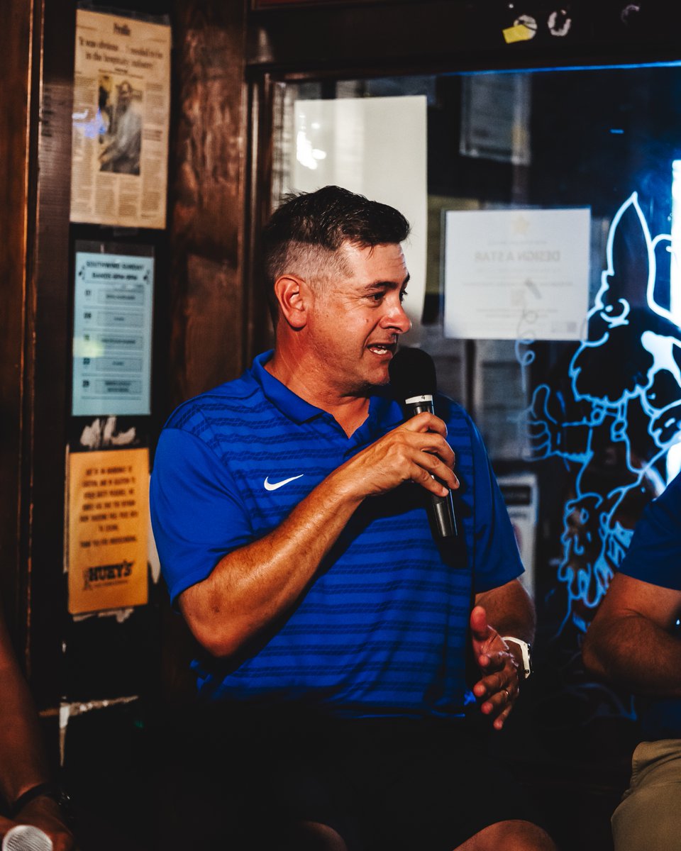 UofMTennis's tweet image. ๐ป๐๐๐๐๐ ๐ป๐๐๐๐ ๐ป๐๐๐๐๐ ๐พ
Thank you to everyone who came out to Huey's for last night's Tigers on Tour!
#GoTigersGo