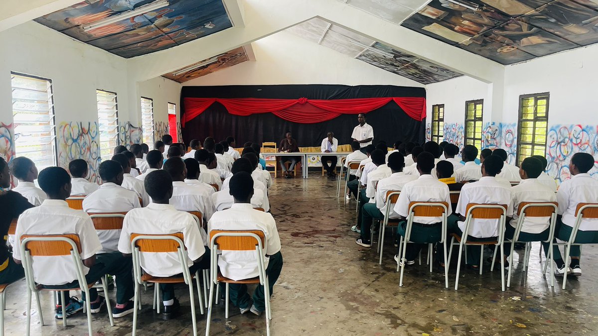 ECOLE D'ARTS DE NYUNDO (@ecole_artnyundo) on Twitter photo Today at ECOLE D’ARTS DE NYUNDO, certificates were awarded to Level 4 trainees who completed the iLead program.
We thank the <a href="/ileadrwanda/">iLead Rwanda</a> leadership as a whole, and we especially appreciate Facilitator MUPENZI for his continued support. <a href="/RubavuDistrict/">Rubavu District</a> <a href="/RTB_Rwanda/">Rwanda TVET Board</a> <a href="/Rwanda_Edu/">Ministry of Education | Rwanda</a> Today at ECOLE D’ARTS DE NYUNDO, certificates were awarded to Level 4 trainees who completed the iLead program.
We thank the <a href="/ileadrwanda/">iLead Rwanda</a> leadership as a whole, and we especially appreciate Facilitator MUPENZI for his continued support. <a href="/RubavuDistrict/">Rubavu District</a> <a href="/RTB_Rwanda/">Rwanda TVET Board</a> <a href="/Rwanda_Edu/">Ministry of Education | Rwanda</a>
