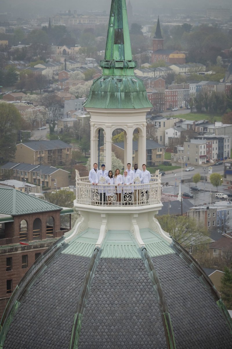 RawanAAmir's tweet image. This dome has seen it all..
It watched me walk in with wide eyes & shaky confidence. It stood overhead through the call nights, caths, heartbreaks & breakthroughs
Thank you @hopkinsheart ,& thank you to the people who made this place feel like home💙
Next stop: Mayo Clinic🩵