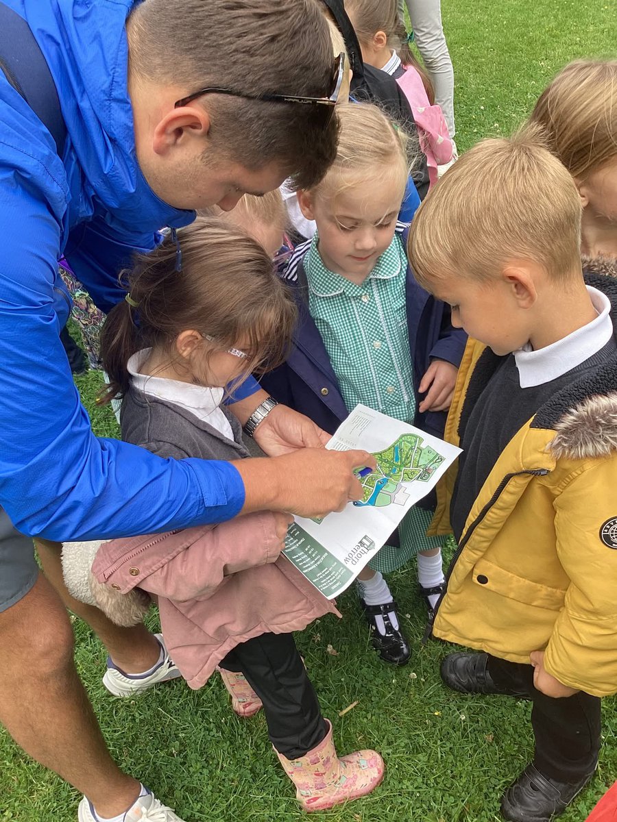 Year 1 had a fantastic day out at Thorp Perrow Arboretum! 🌳✨
The children loved exploring the beautiful grounds and discovering a variety of tree species and birds of prey!
