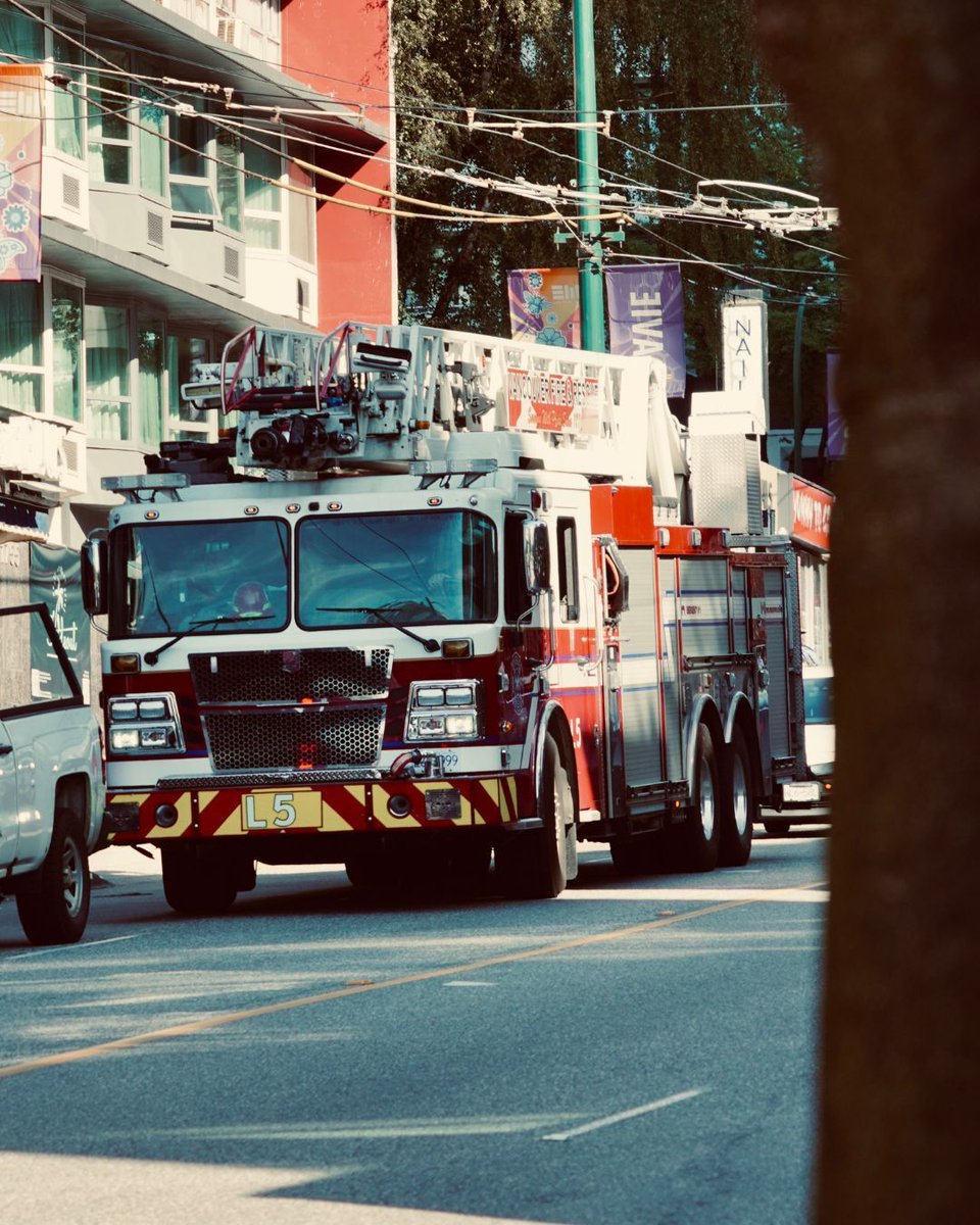 Last week, a West End apartment was evacuated due to elevated carbon monoxide levels. No serious injuries but it could have been worse

CO is invisible, odourless, and deadly. A working detector saves lives. Install and test yours

📷 felix_d_photography

#Vancouver #FireFighters