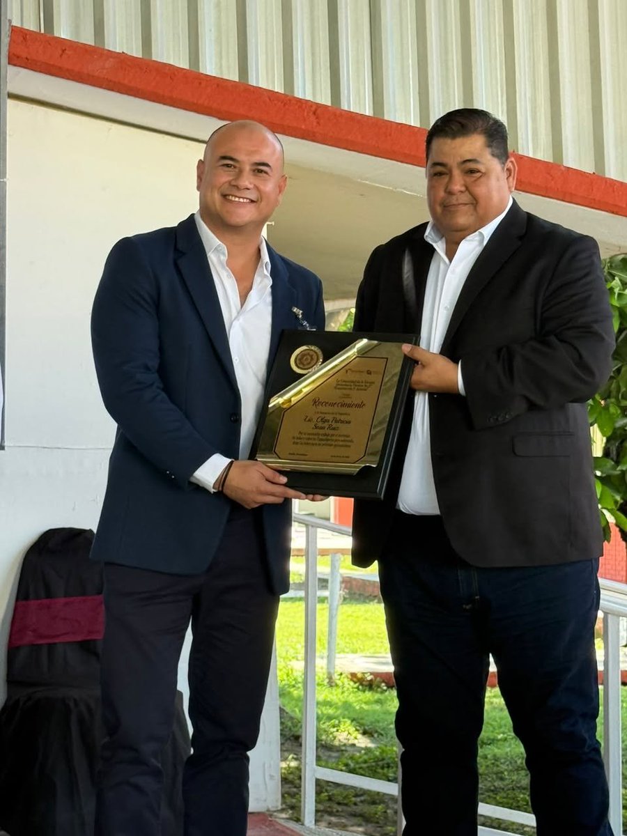 olgapsosa's tweet image. En #Padilla la Escuela Secundaria Número 27,  me honró con ser su madrina 🎓 

Esta graduación no solo cierra un ciclo escolar más, sino que, con ello, dan por terminada su educación básica, que les ha permitido adquirir conocimientos y aprendizajes, donde han podido hacer