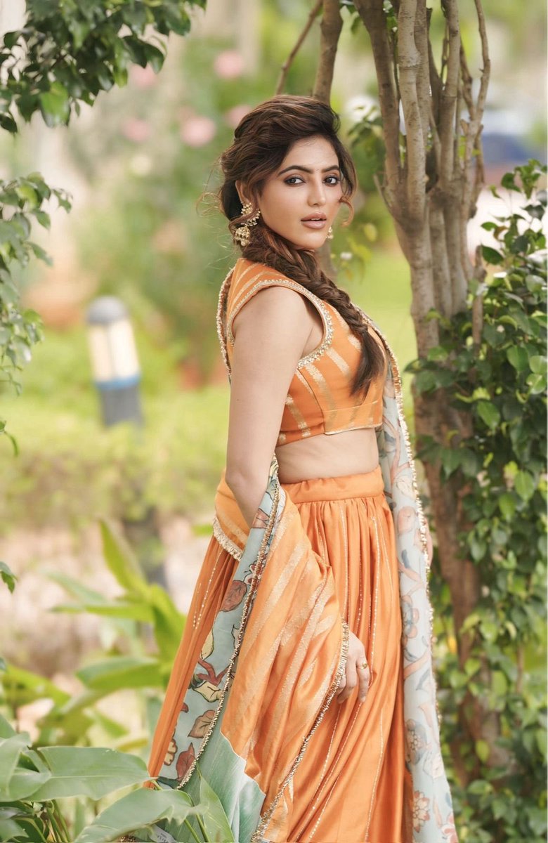 Latest lovely pics of Actress <a href="/AthulyaOfficial/">Athulyaa Ravi</a> 🧡 

#AthulyaRavi <a href="/S2MediaOffl/">S2Media</a>