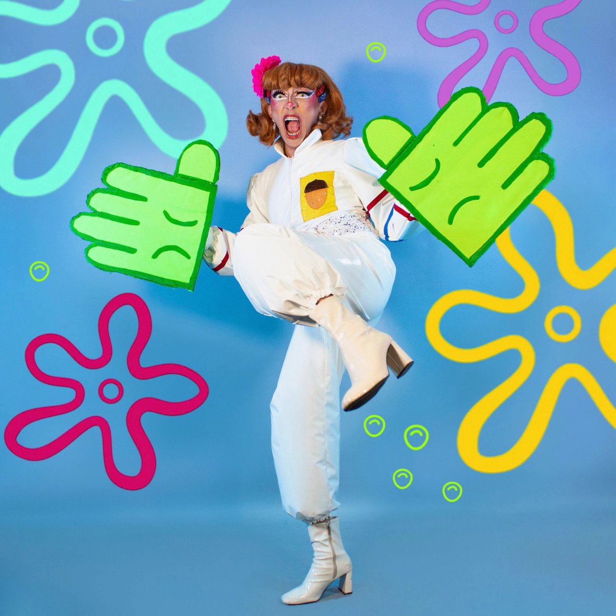 ¡Karate! 🐿️💚
Fotitos de mi #Cosplay de #ArenitaMejillas de #BobEsponja / #spongebob  🍍
🤡 La verdad siento que quedó lindo. 

Fotito: Alienxxing 
Look y peinado: Diablito 

#drag #dragcosplay #puchhipuchhi #lmd #slm #drmx